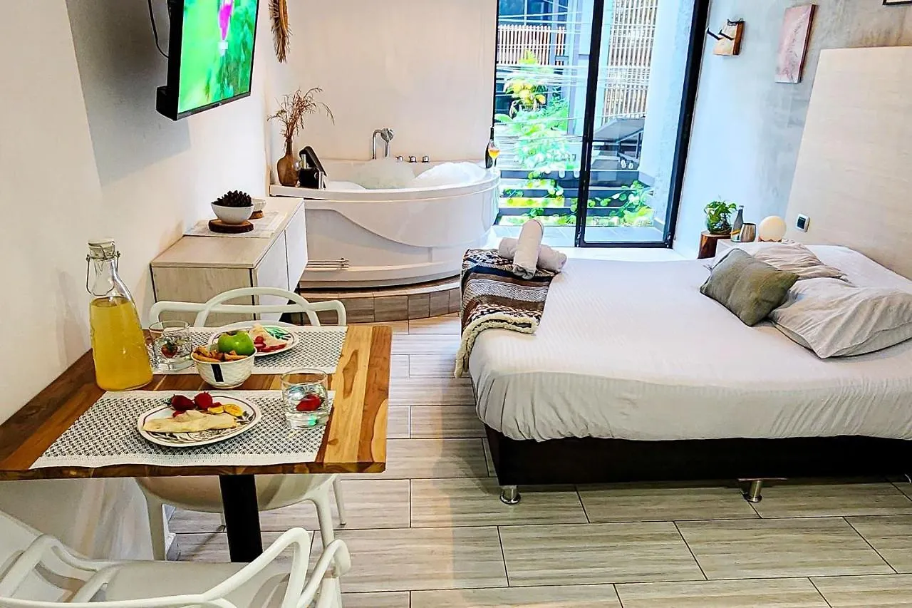 メデジン Casa Jiwa In Provenzaヴィラ 0*,  コロンビア